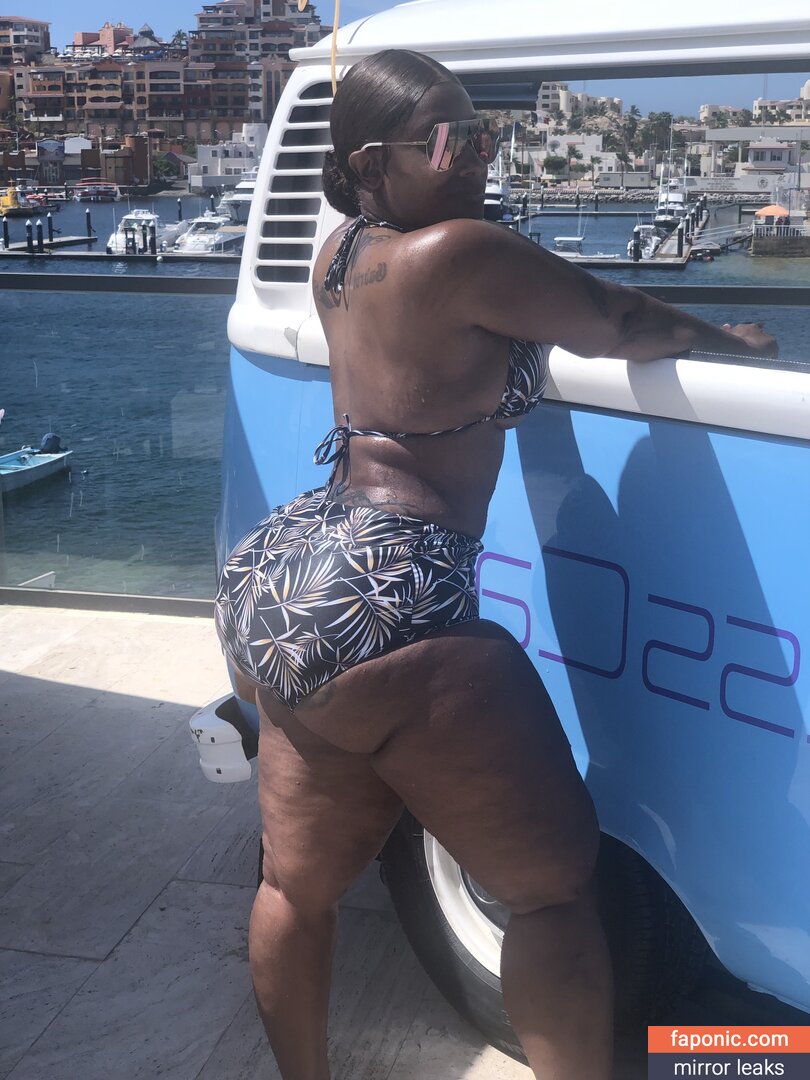 Cherokee D'Ass / cherokeedass