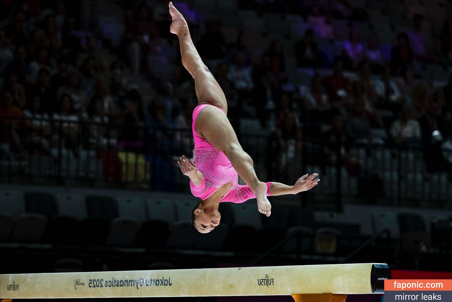 Fl&aacute;via Saraiva