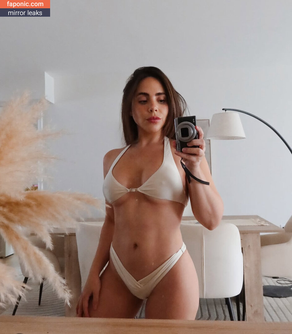 Katy Esquivel-Whatthechic