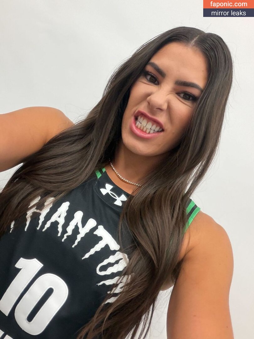 Kelsey Plum WNBA Star