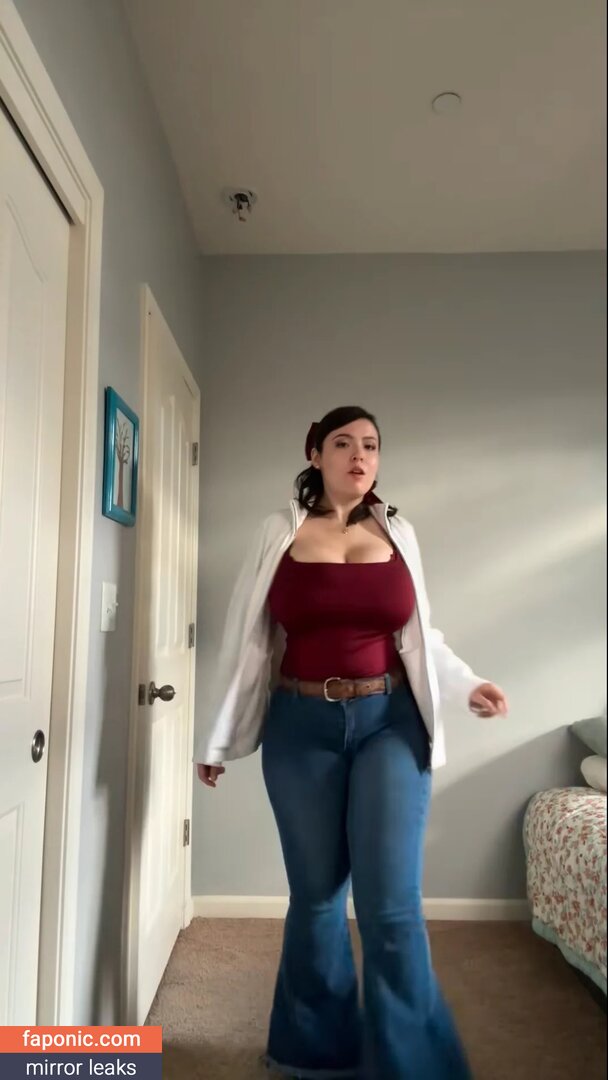 mya_the_papaya