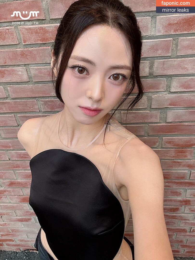 Yuna - ITZY (유나, Shin Yu Na)